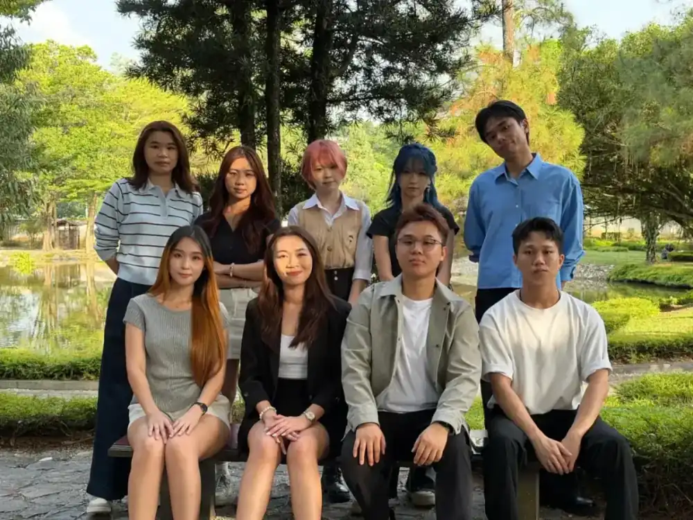 The Chromatic Innovision Advertising team